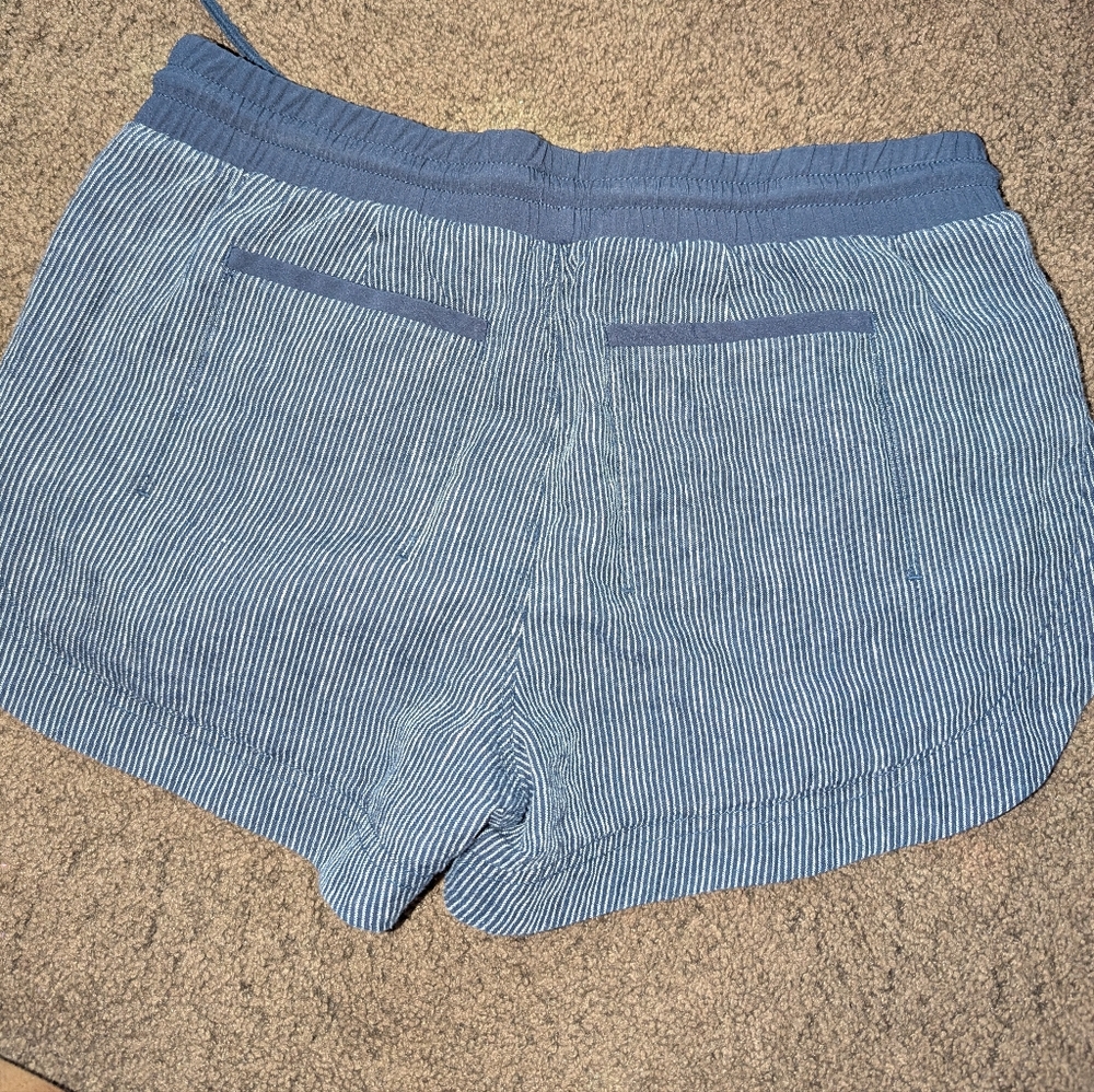 Athleta Blue Striped Athletic Shorts